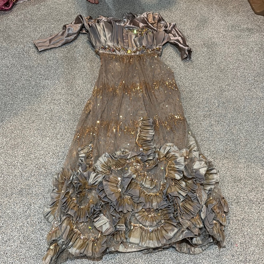 Elegant Gray and Gold Gown with Ruffle Details